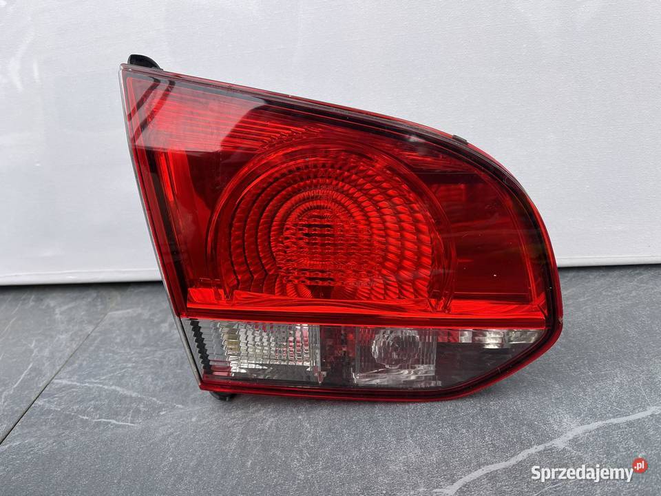 VW GOLF 6 LEWA LAMPA W KLAPĘ wielkopolskie Ostroróg