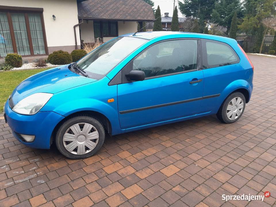 Ford Fiesta 13 Benzyna Mały przebieg Klima