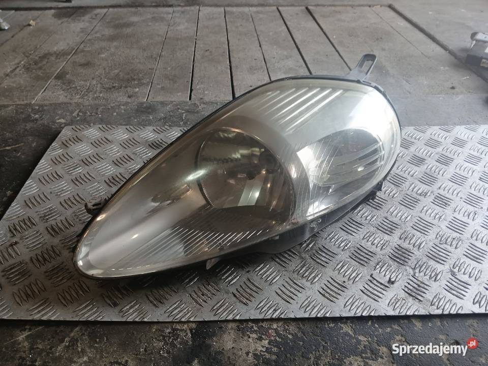 Lampa lewa przednia Fiat Grande Punto III EU Radłów