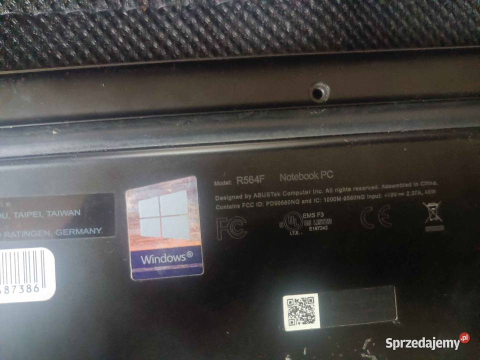 ASUS Vivobook 15 R564F