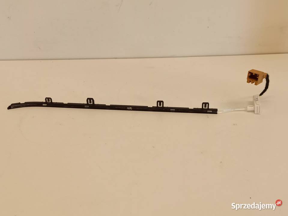 OŚWIETLENIE TUNELU LEWE AUDI A5 8W 8W0947095 sprzedam