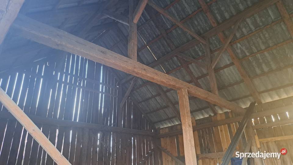 Stara stodoła na deskibelki