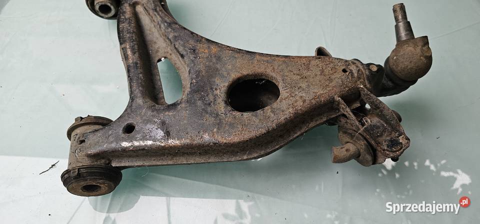 Wahacz prawy przód mercedes w202 w208 wielkopolskie Zbąszyń