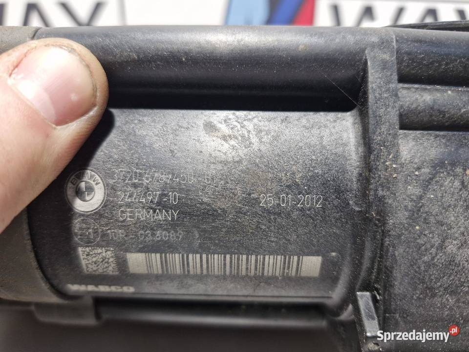 BMW F01 F02 F11 KOMPRESOR ZAWIESZENIA ORYGINAŁ