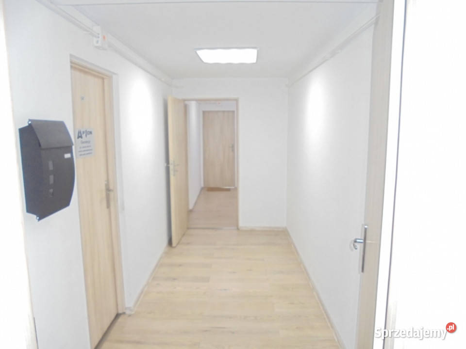 Wynajme pomieszczenia biurowe 3Maja 44 Słupsk 17m2 pomorskie