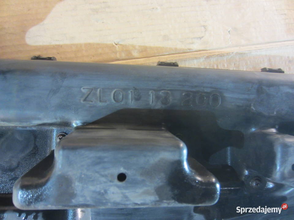 kierownica dolot powietrza dolotowego mazda 323 osobowe Szczecin
