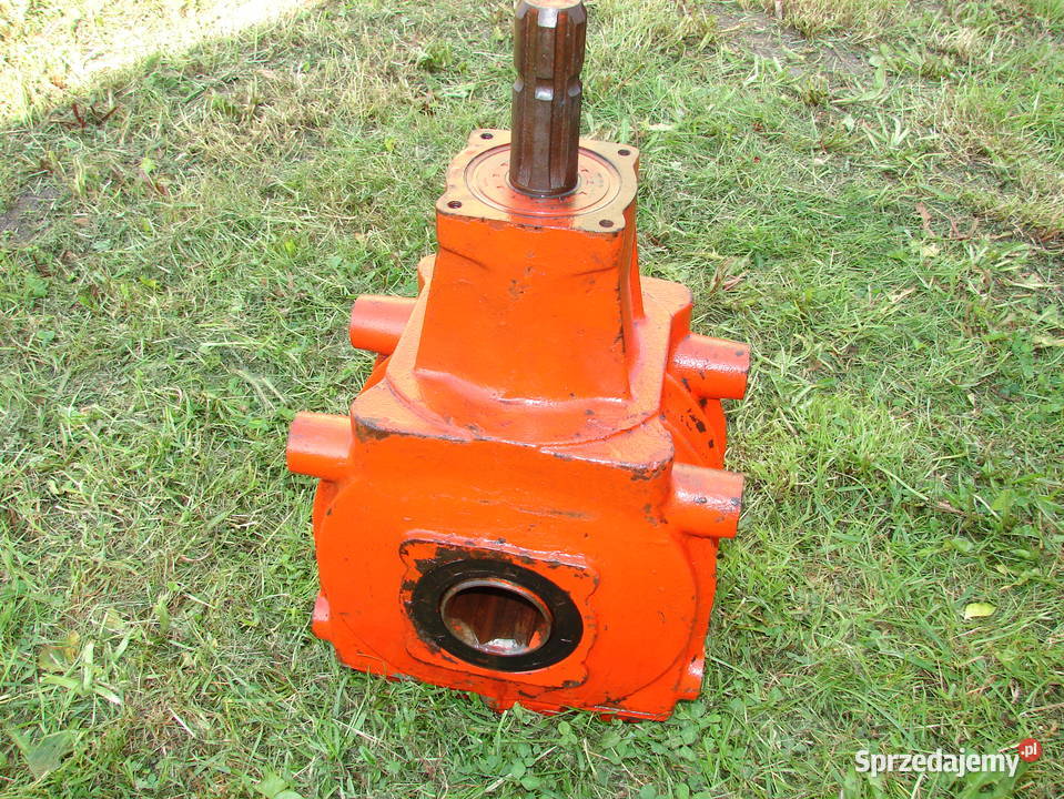 Przekładnia kątowa WOM do maszyny rolniczej sprzedam