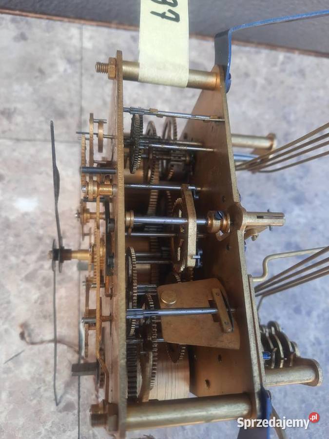 497 Mechanizm kwadransowy starego zegara Kienzle Tczew