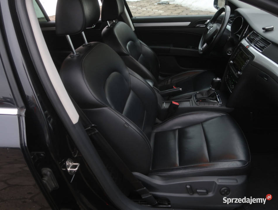 Skoda Superb 20 TDI nawigacja Łódź