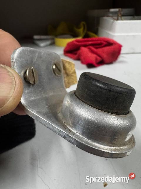 Pompka przyciskowa PRL Syrena 104 105 105L Fiat