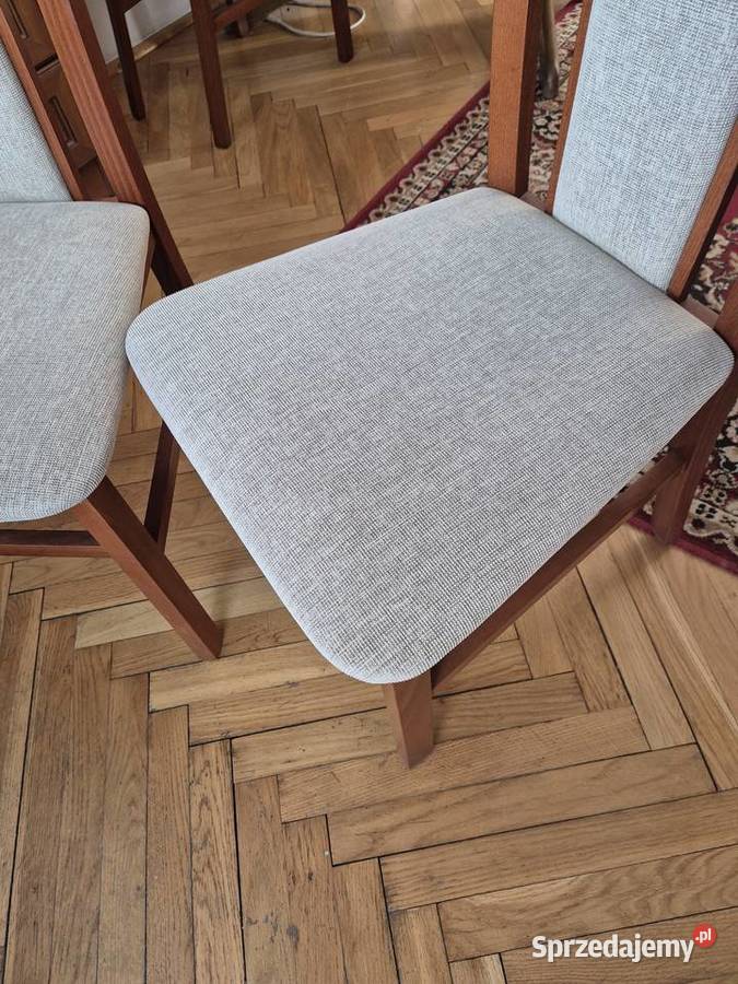 Mało używane 2 krzesła stolowe