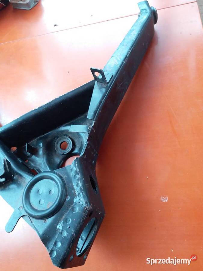 Fiat 126pZ epokiFabrycznie nowy wahacz tył do