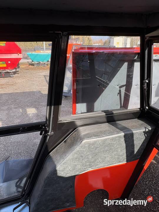 Kabina ciągnikowa Ursus C330 Ursus C360 Ursus Bełchatów