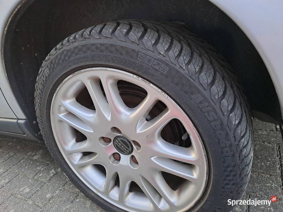 Volvo V70 D5 AWD 4X4 03r diesel 163 automat z 2401cm3 V70 Myślibórz sprzedam