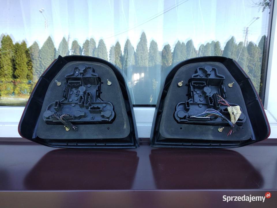 VW Golf MK3 III lampy tył tylne prawa lewa Oświetlenie