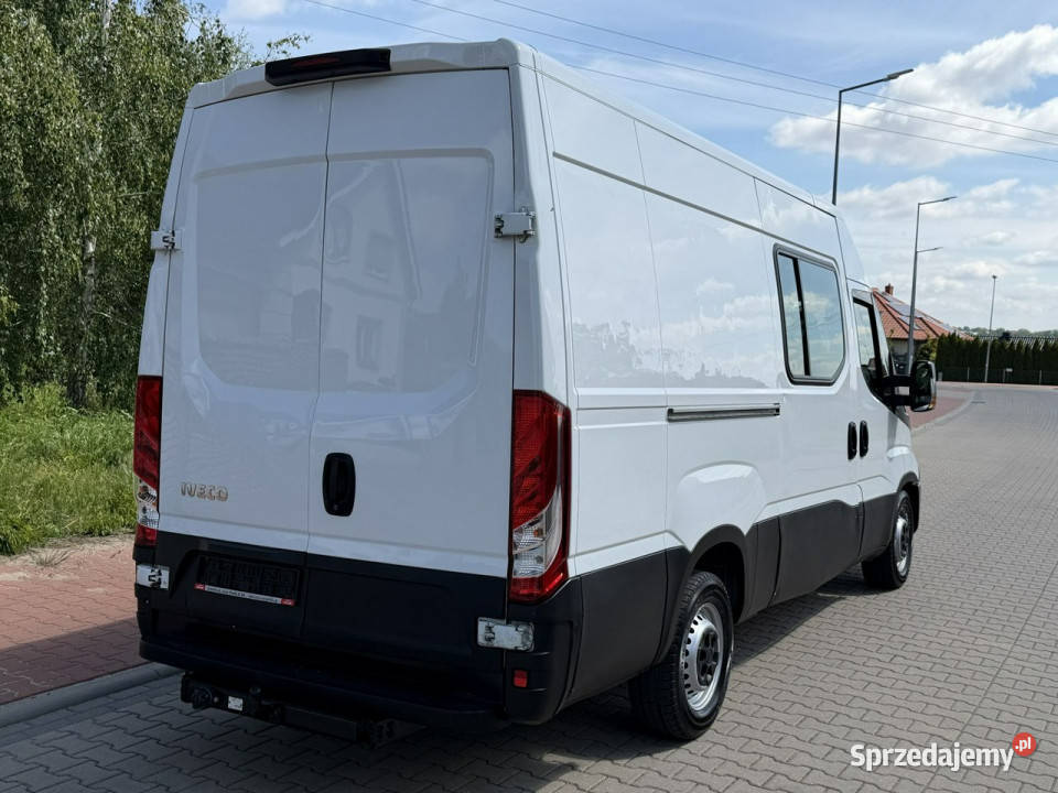 Iveco Daily 35S14 Iveco Daily Doka 23D 136 136KM Gostyń