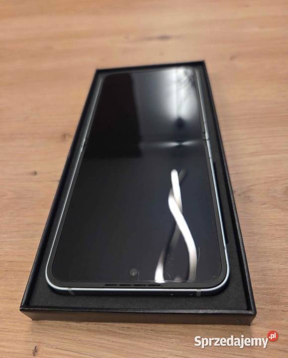 Samsung Galaxy Z Flip 6 12256
