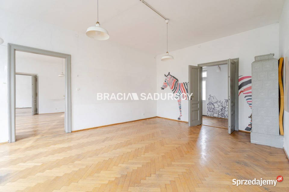 Mieszkanie Kraków Świętego Krzyża 46m2 7pok