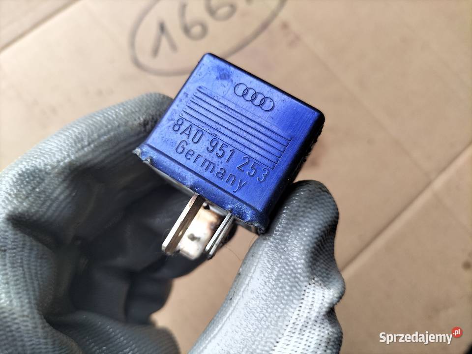 PRZEKAŹNIK AUDI 8A0951253 202