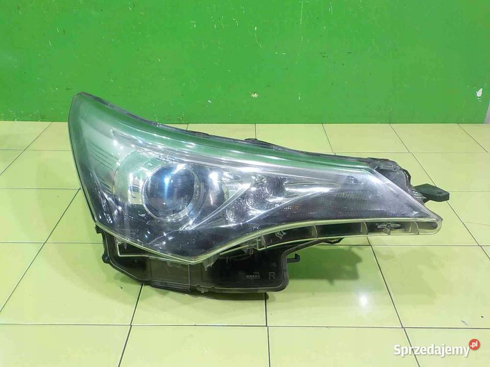 TOYOTA AVENSIS T27 T29 III LIFT II 17r lampa mazowieckie Suków