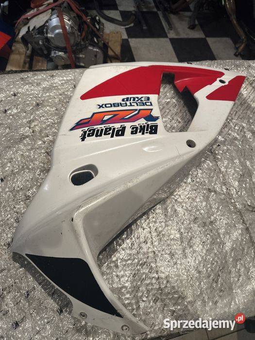 Yamaha YZF 750 Owiewka Bok Prawy Boczek Osłona
