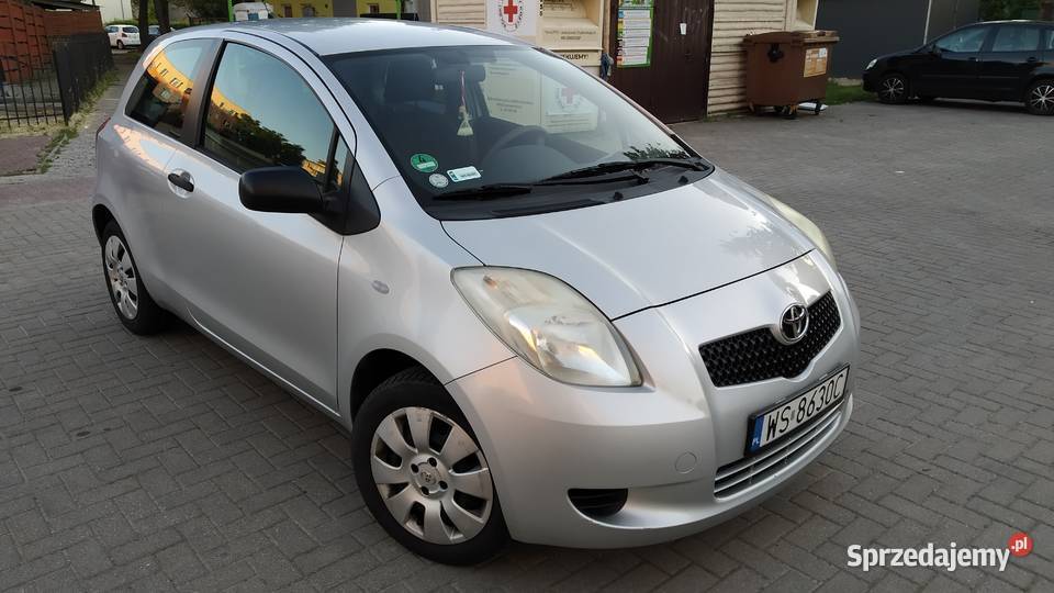 Toyota Yaris Pierwszy Właściciel lakier metallic Siedlce sprzedam