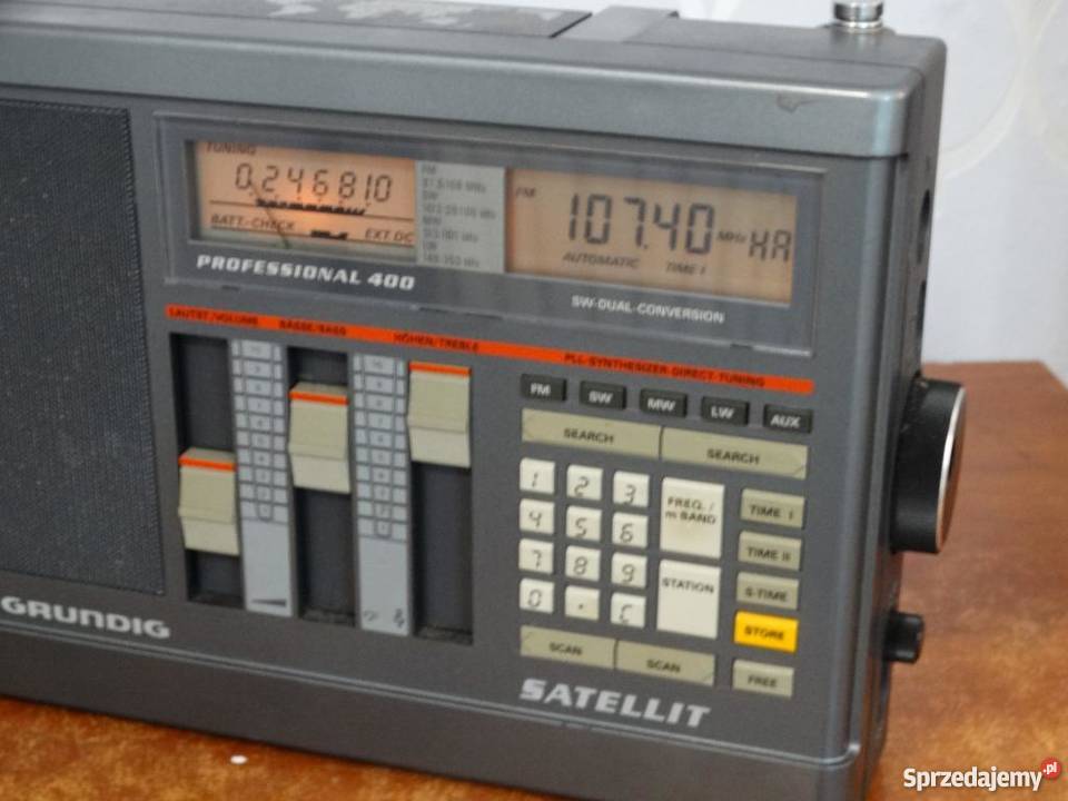 Grundig Satellit 400 radio globalne sprawne Jasło