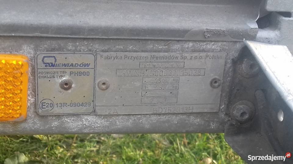 przyczepka samochodowa niewiadów 500kg świętokrzyskie Huta Nowa sprzedam