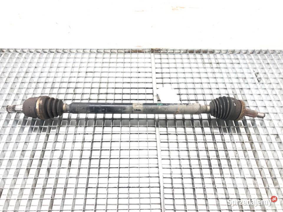 PÓŁOŚ PRAWY PRZÓD HYUNDAI i30 16 128 PRZEGUB