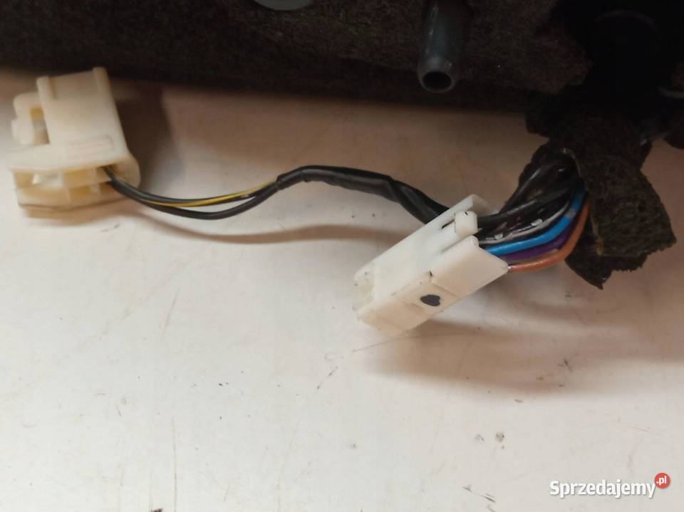 LUSTERKO PRAWE 9PIN EUROPA FE27A Mazda 3 II