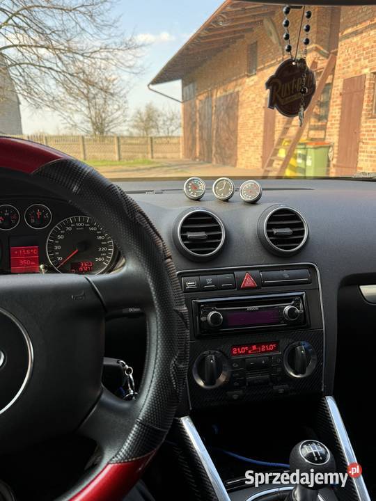 AUDI A3 8P 16 mpi 3drzwiowe 2003 r łódzkie Wieluń