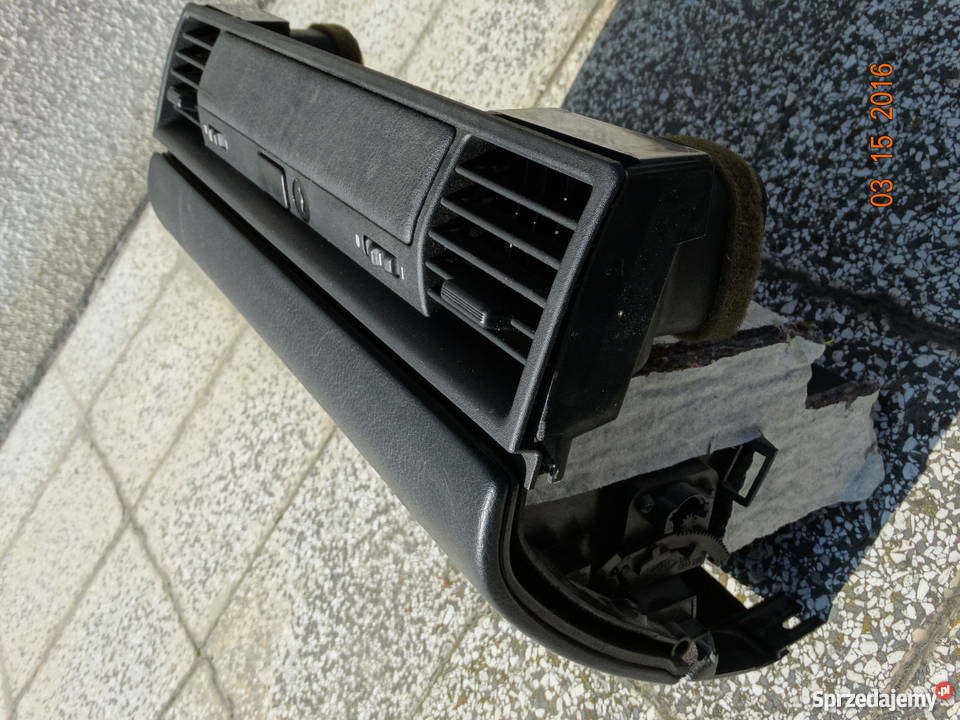 Schowek pasażera czarny Bmw e36 sedan Rok produkcji 1997 Książenice