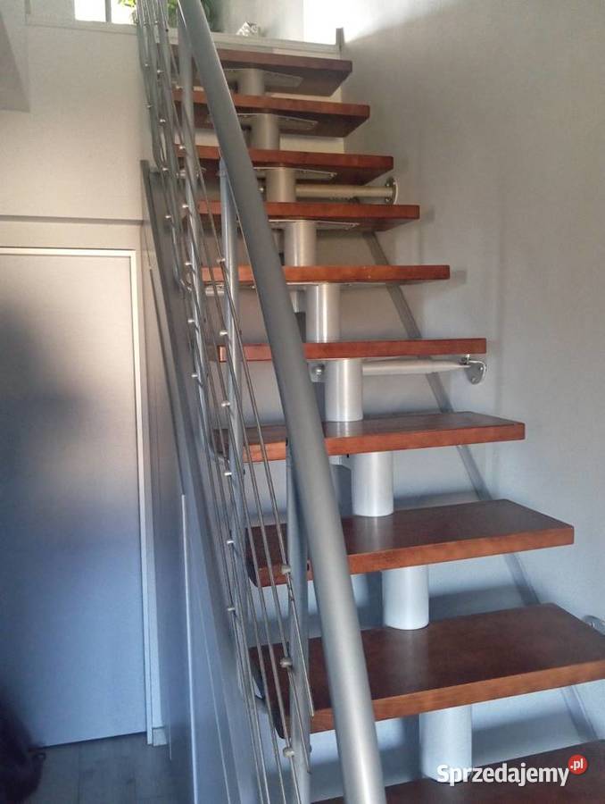 Duży dom w Lubieniu PKP duże budynki gospodarcze