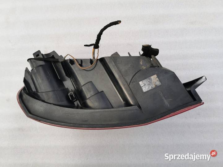 Lampa Prawy Tył Tylna Prawa Peugeot 407 Sedan Wyszków