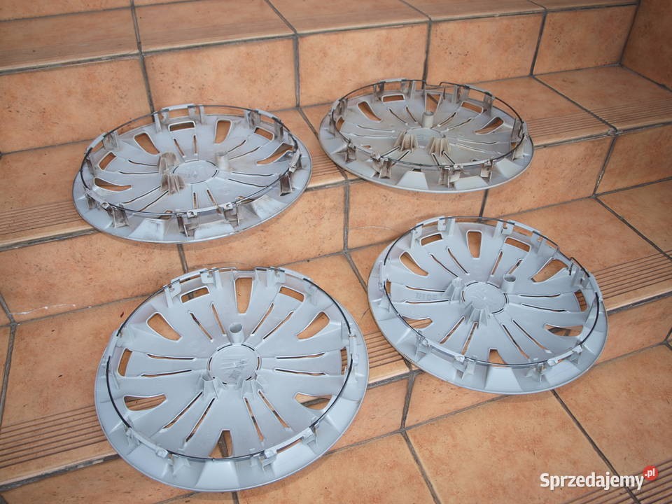 Seat kołpaki 15 oryginalne komplet 4 sztuki Kalisz