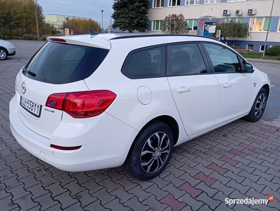 OPEL ASTRA J 14 TURBO manualna Łęczna