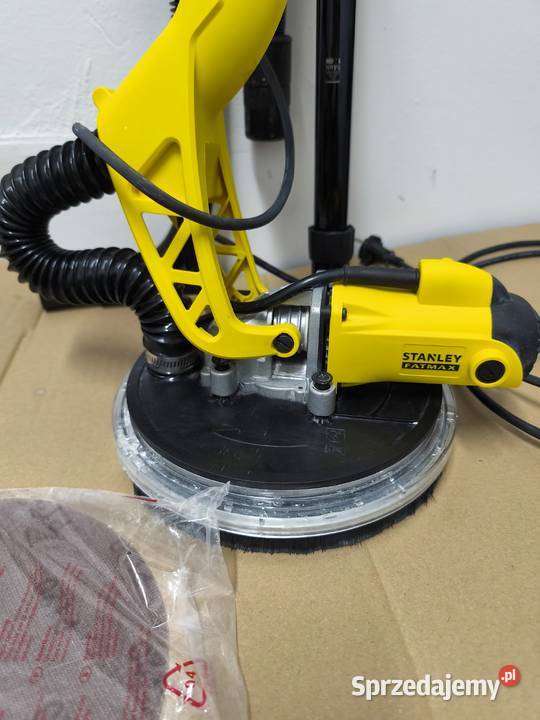 SZLIFIERKA STANLEY 750W 225mm