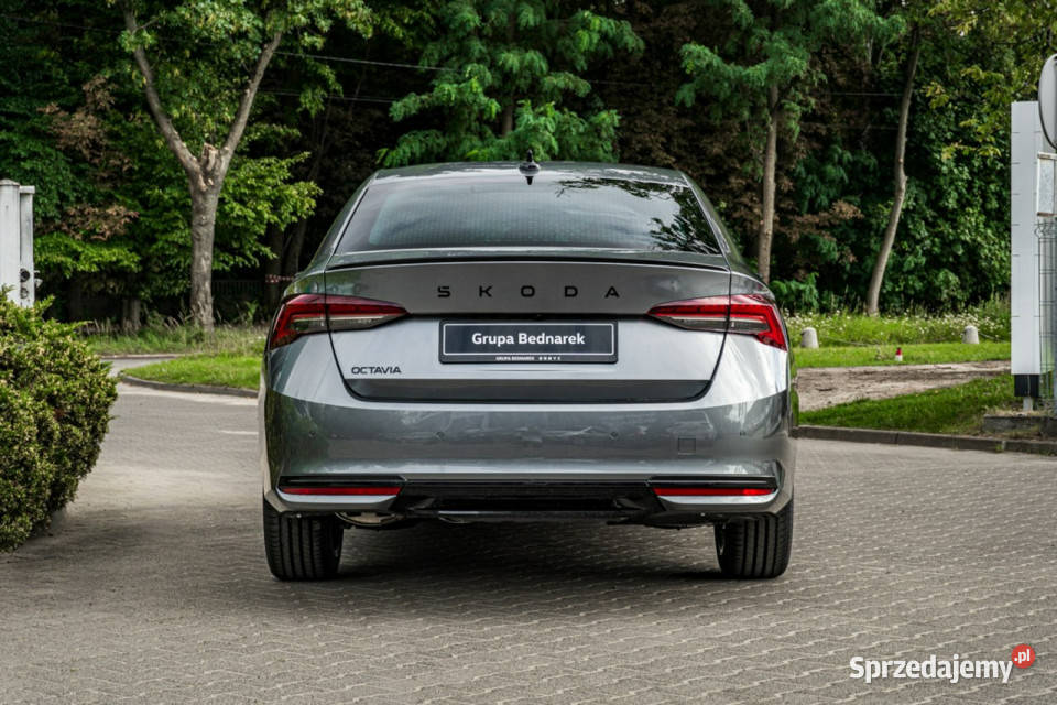 koda Octavia Sportline 15 TSI mHEV 150 DSG szary Łódź