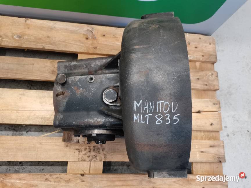 Skrzynia kątowa Manitou MLT 835 Wilkowo sprzedam