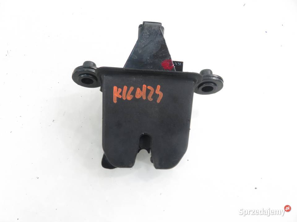 ZAMEK KLAPY SKODA OCTAVIA II 1Z5827501D osobowe