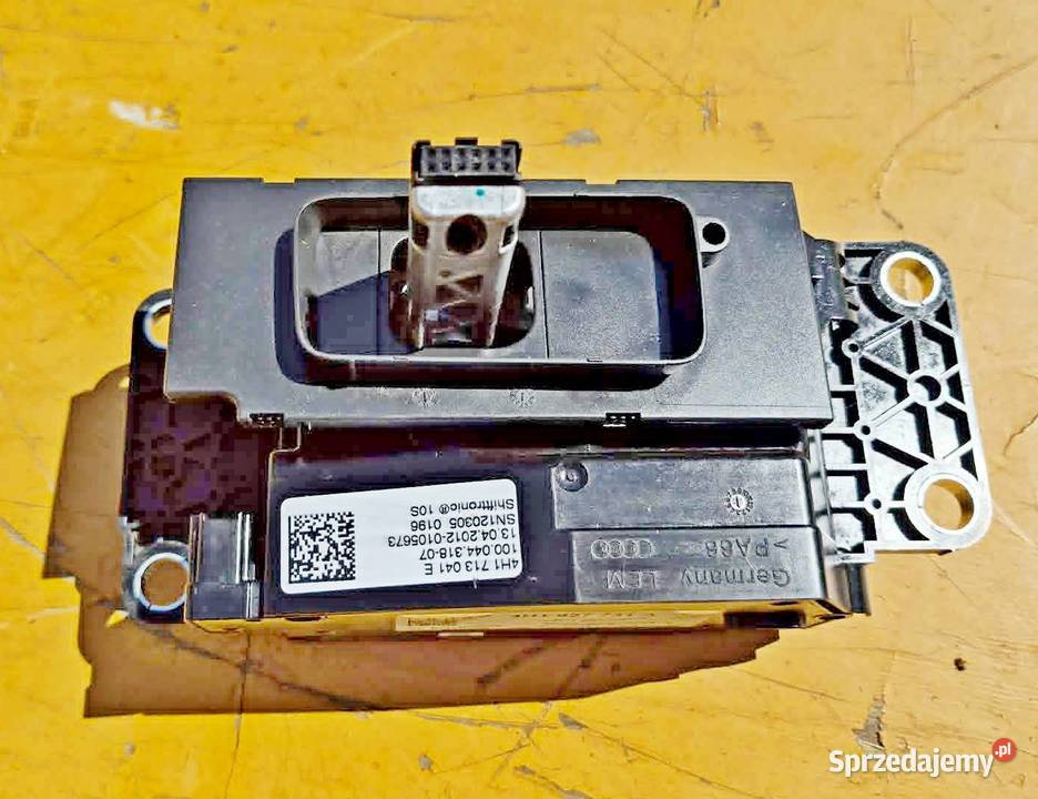 AUDI A8 D4 WYBIERAK SKRZYNI BIEGÓW 4H1713041E Radom