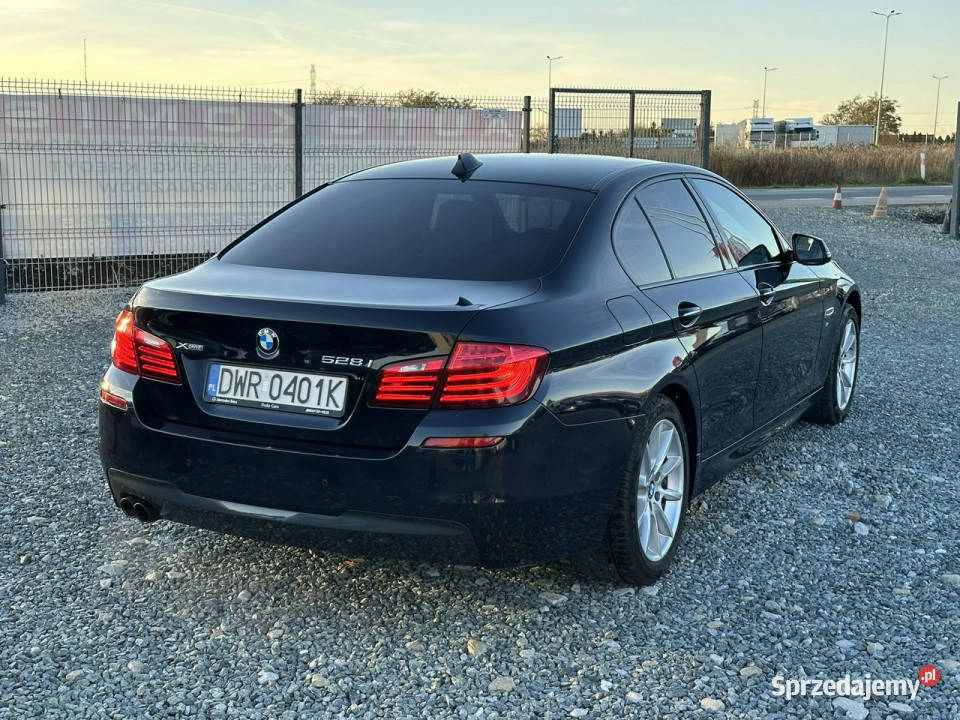 BMW 528 BMW F10 528i xDrive 245 2016r M pakiet dolnośląskie Wojkowice