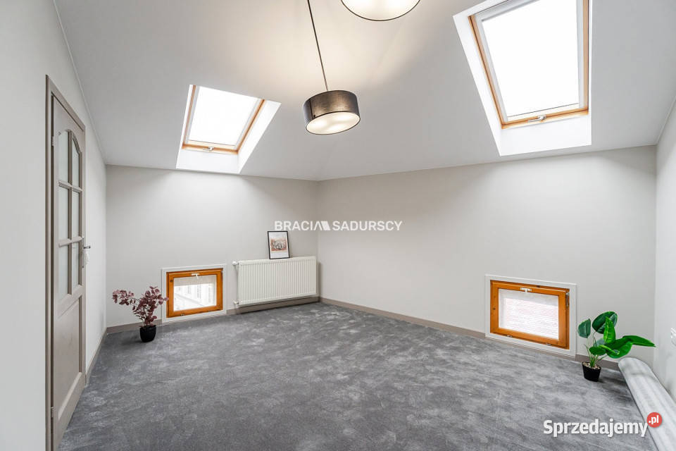 Mieszkanie 505 metrów 2 pokoje Kraków kamienica Sprzedaż