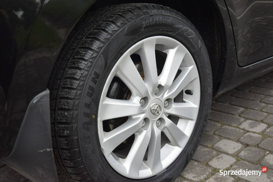 Toyota Auris 16B Klimatronik Oryginał Lakier benzyna podkarpackie Majdan Sieniawski