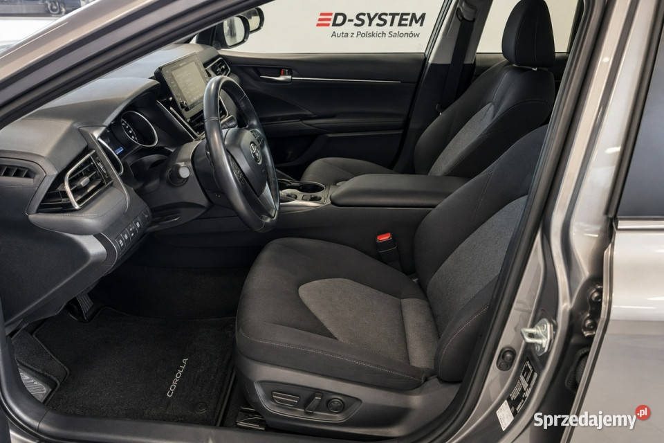 Toyota Camry 21r Salon Polska 25 HYBRID lakier metallic Białystok
