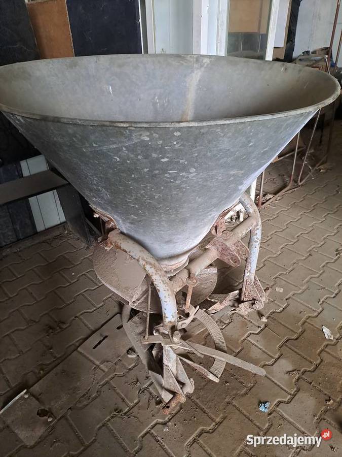 Rozsiewacz do nawozów Wawrzeńczyce