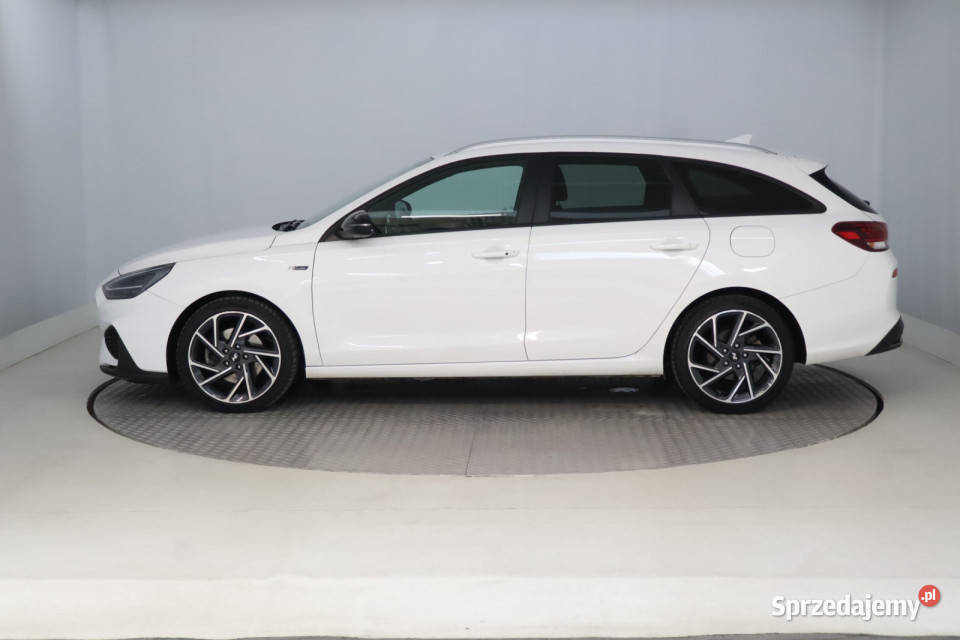 Hyundai i30 15 TGDI MHEV relingi dachowe Zabrze sprzedam