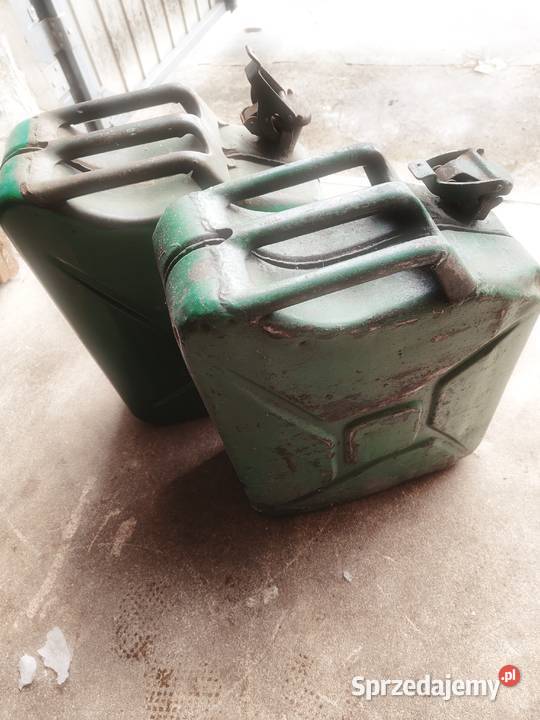 Dwa karnistry Zelów