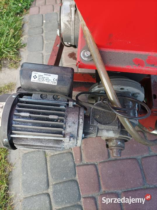 Piec z podajnikiem na ekogroszek Sławno