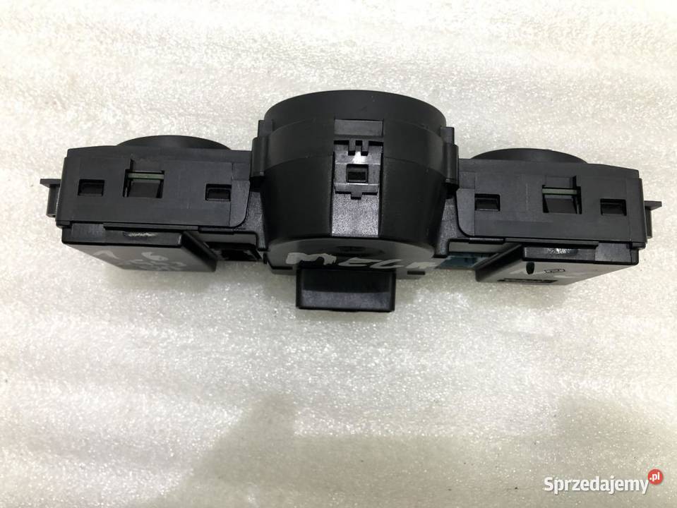 PANEL KLIMATYZACJI RENAULT MEGANE II 8200070752